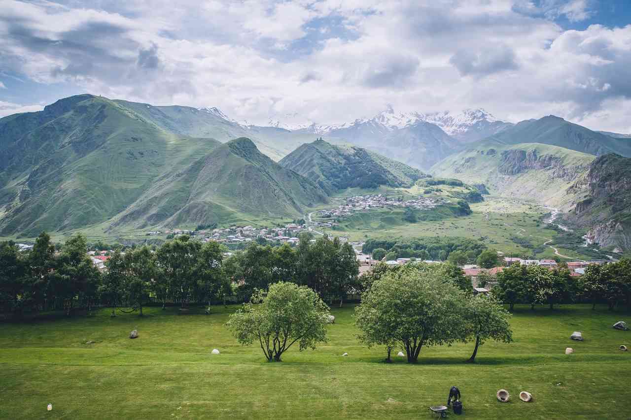 Kazbek charakterystyka okolic szczytu